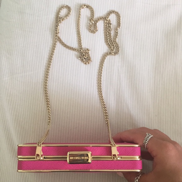 Michael Kors Wallet - Picture 2 of 3